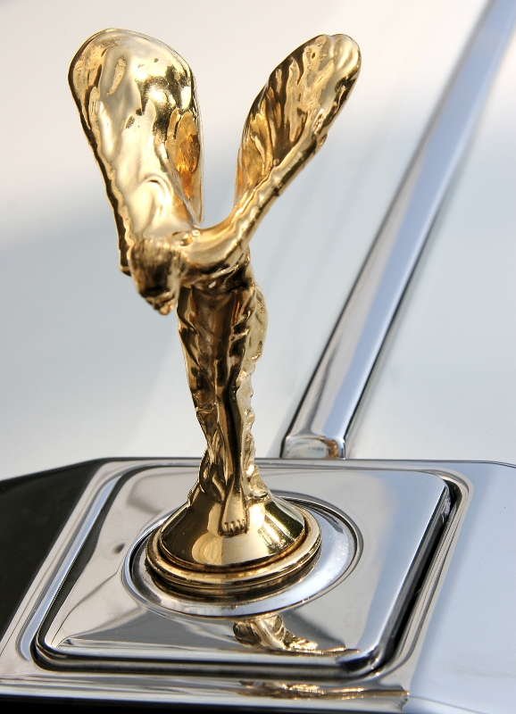 Người phụ nữ bí ẩn trên những chiếc RollsRoyce  DPRO